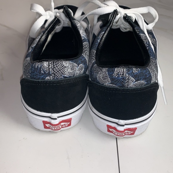 VANS Unisex Old Skool Wireframe Skull Blue w Black Suede VN0A3WKT9IB 7.5 - Picture 5 of 8